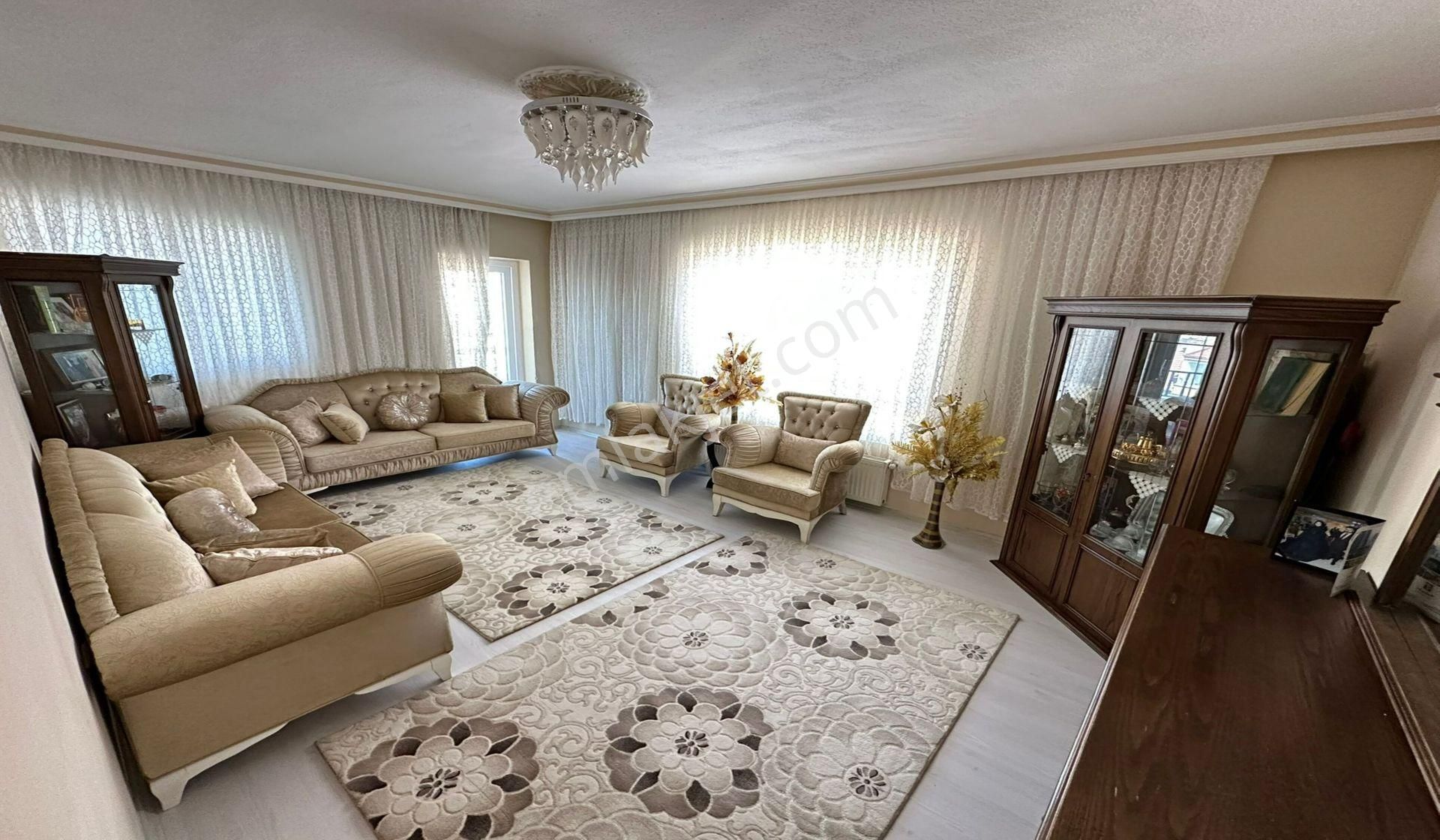 Osmangazide 3+1 Manzaralı Geniş Full Yapılı Kat Konumunda - Görsel 12