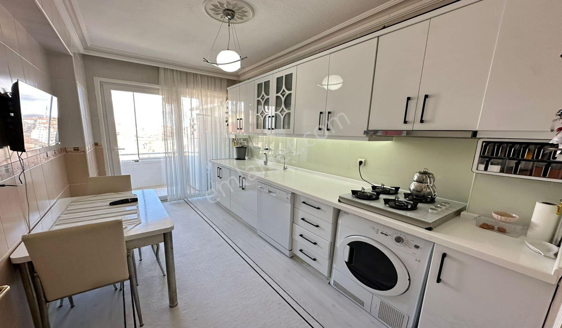 Osmangazide 3+1 Manzaralı Geniş Full Yapılı Kat Konumunda - Görsel 6