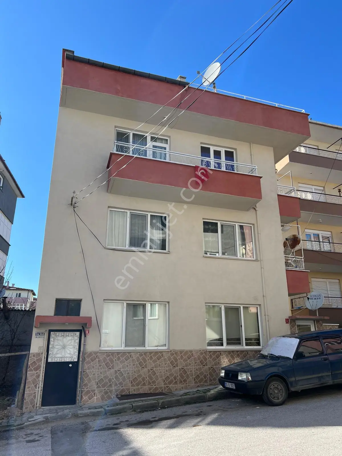 Satılık Komple Bina 3 Adet 2+1 Merkezi Konum - Görsel 3
