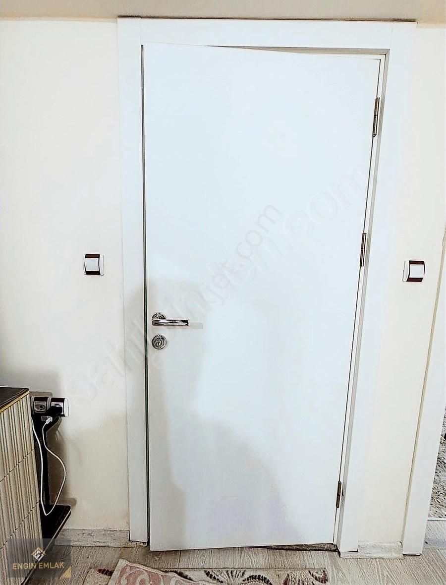 Engin Emlak'tan Altınova Mah. Ebeveyn Banyo'lu 3+1 Y. Giriş - Görsel 30