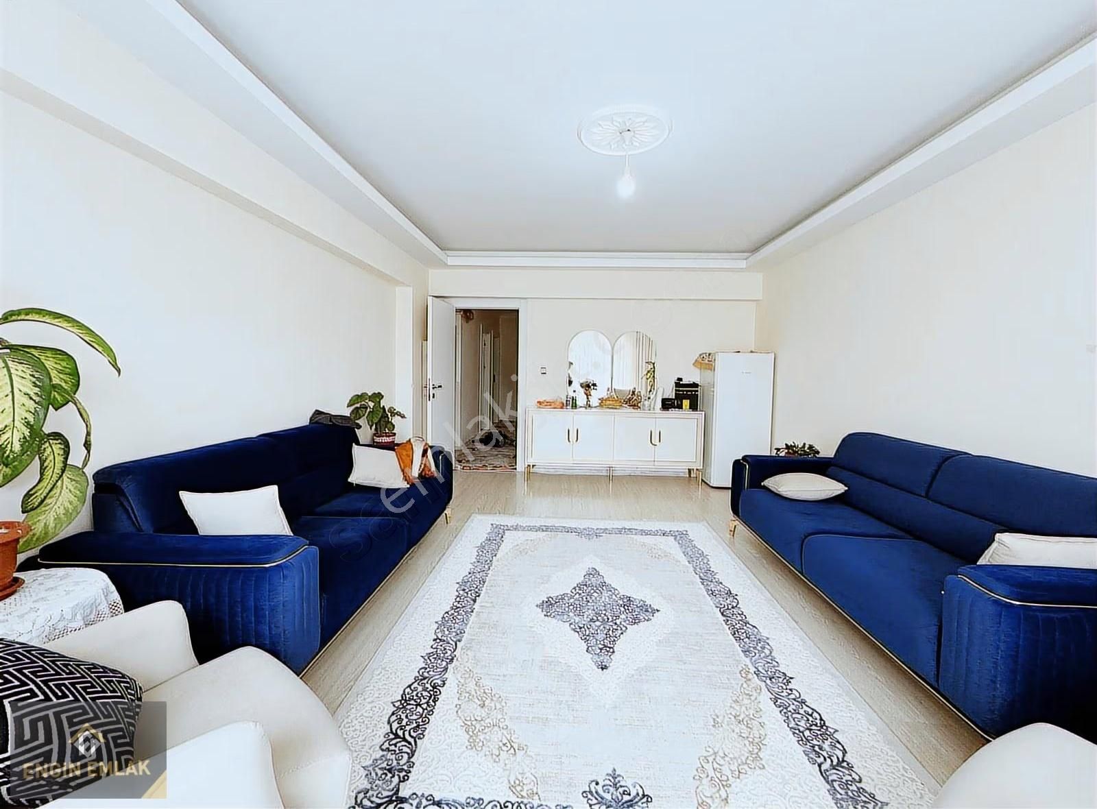 Engin Emlak'tan Altınova Mah. Ebeveyn Banyo'lu 3+1 Y. Giriş - Görsel 11