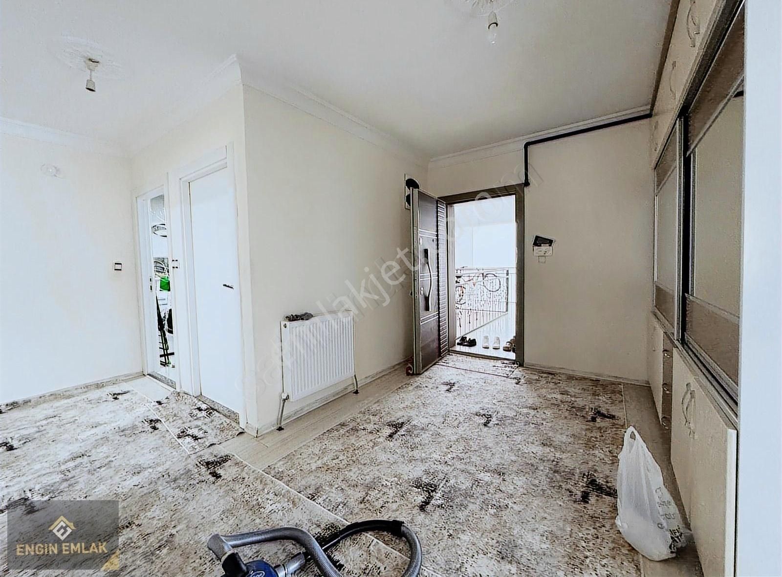 Engin Emlak'tan Altınova Mah. Ebeveyn Banyo'lu 3+1 Y. Giriş - Görsel 24