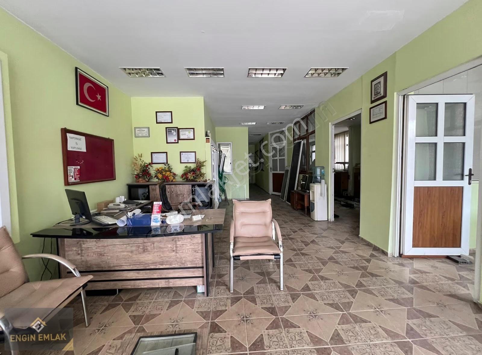 Engin Emlak'tan Cadde Üzerin'de İşlek Konum'da Masrafsız Dükkan - Görsel 23