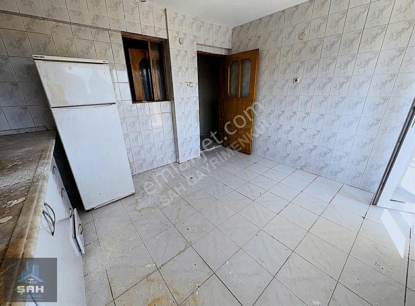 Şah'tan Adliye Karşısında 2+1 Çift Cepheli Satılık Daireler - Görsel 28