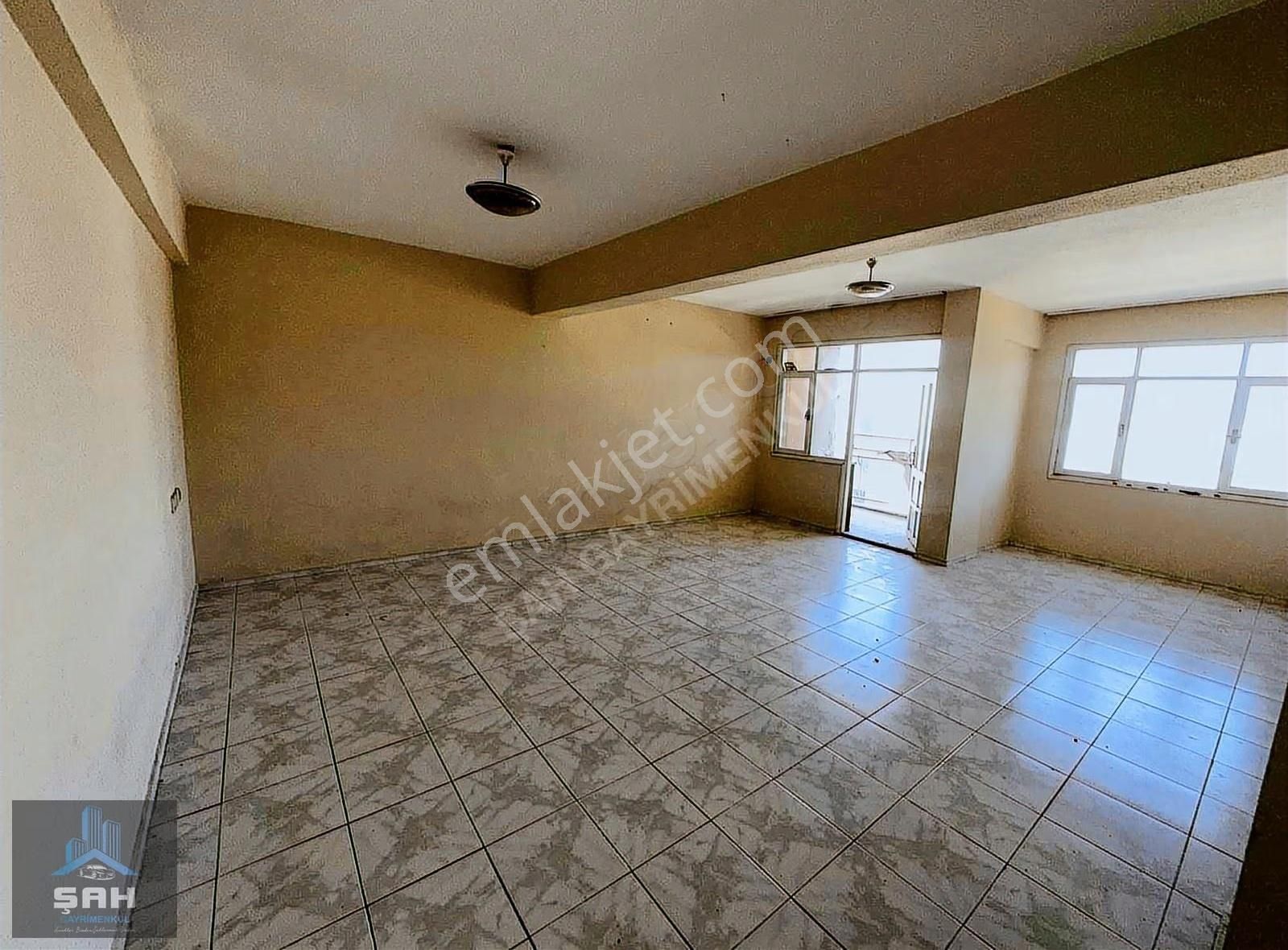 Şah'tan Adliye Karşısında 2+1 Çift Cepheli Satılık Daireler - Görsel 21