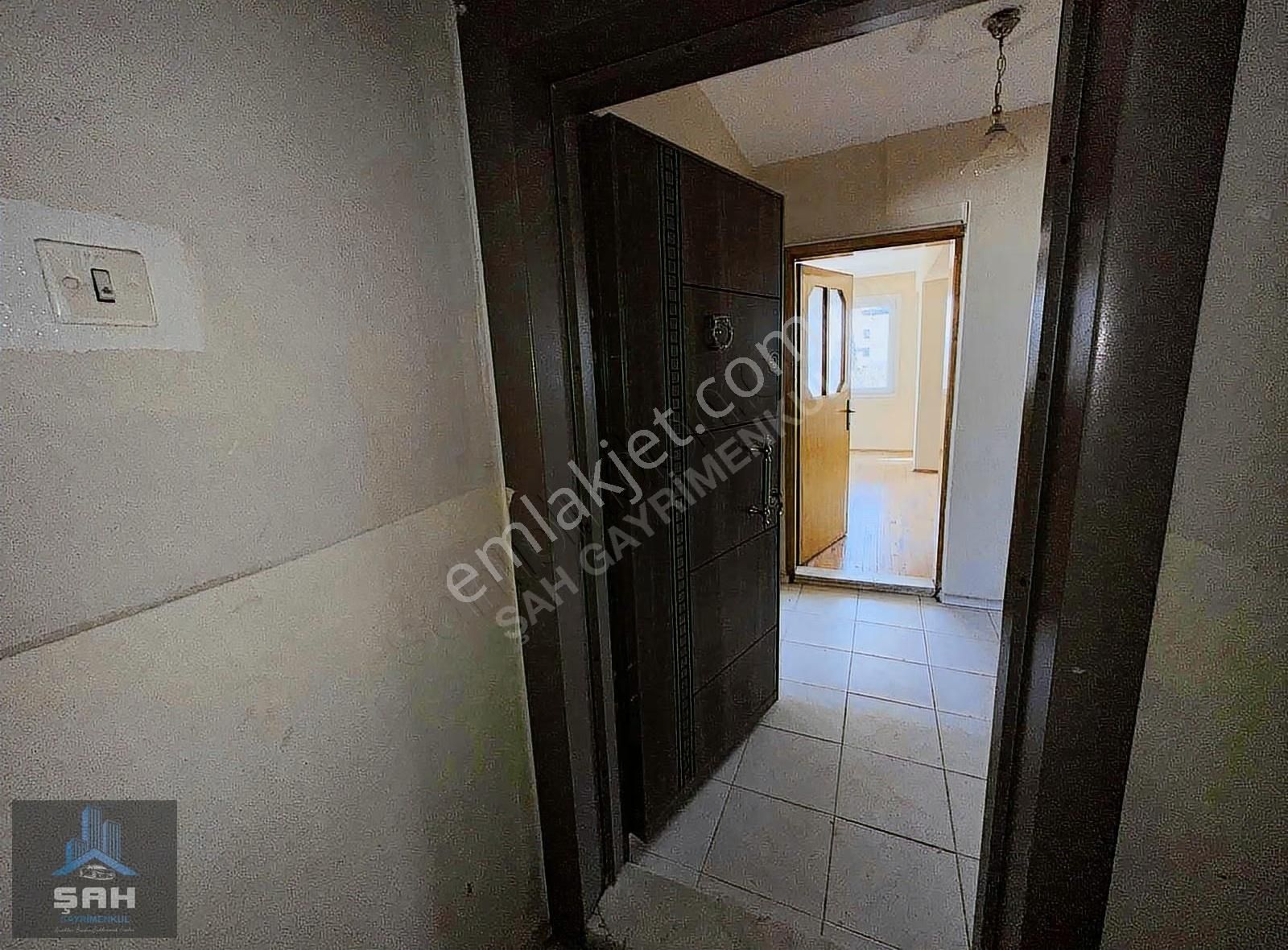 Şah'tan Adliye Karşısında 2+1 Çift Cepheli Satılık Daireler - Görsel 16