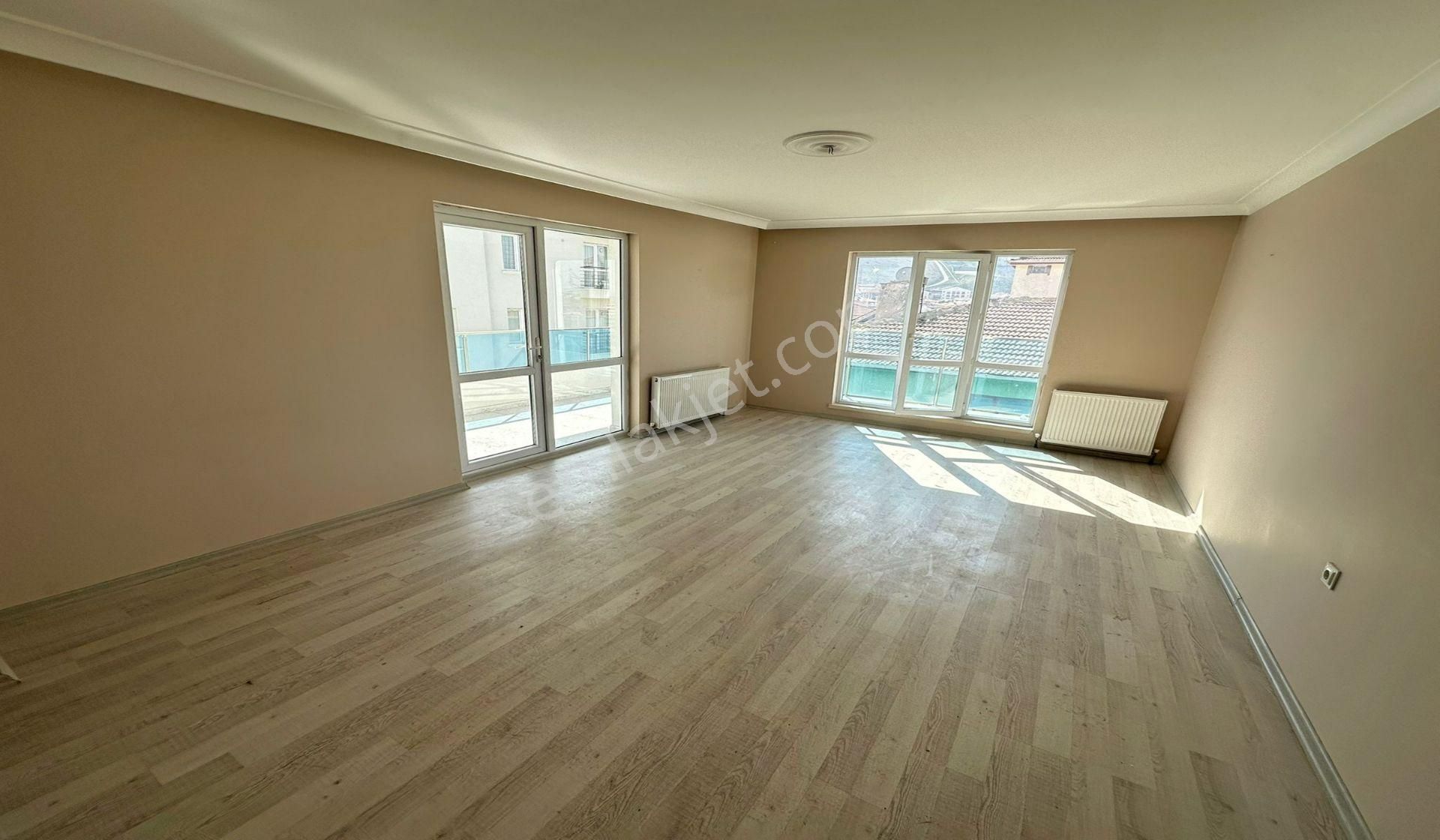 Yükseltepe 3+1 Yeni Binada Ebeveyn Banyolu 135m2 Geniş Balkonlu - Görsel 12