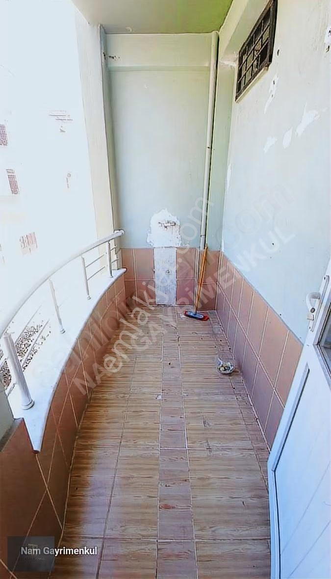 Sağlık Mahallesinde 2+1 Açık Mutfak Uygun Fiyat Kiralık 2+1 Dair - Görsel 27