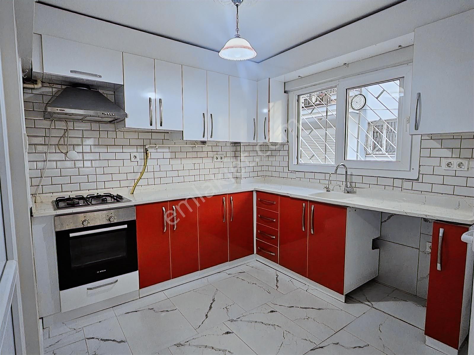 Buca Fırat Mah. 2+0 82 Doğalgazlı Köşe Daire - Görsel 26