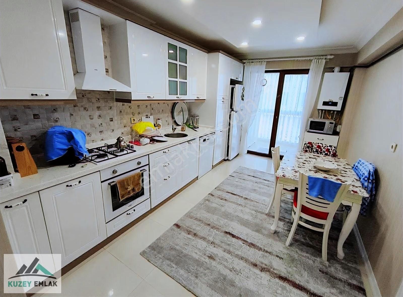 Kuzey Emlak'tan Güneşevlerin Merkezinde Geniş Süper Lüks 4+1 - Görsel 3