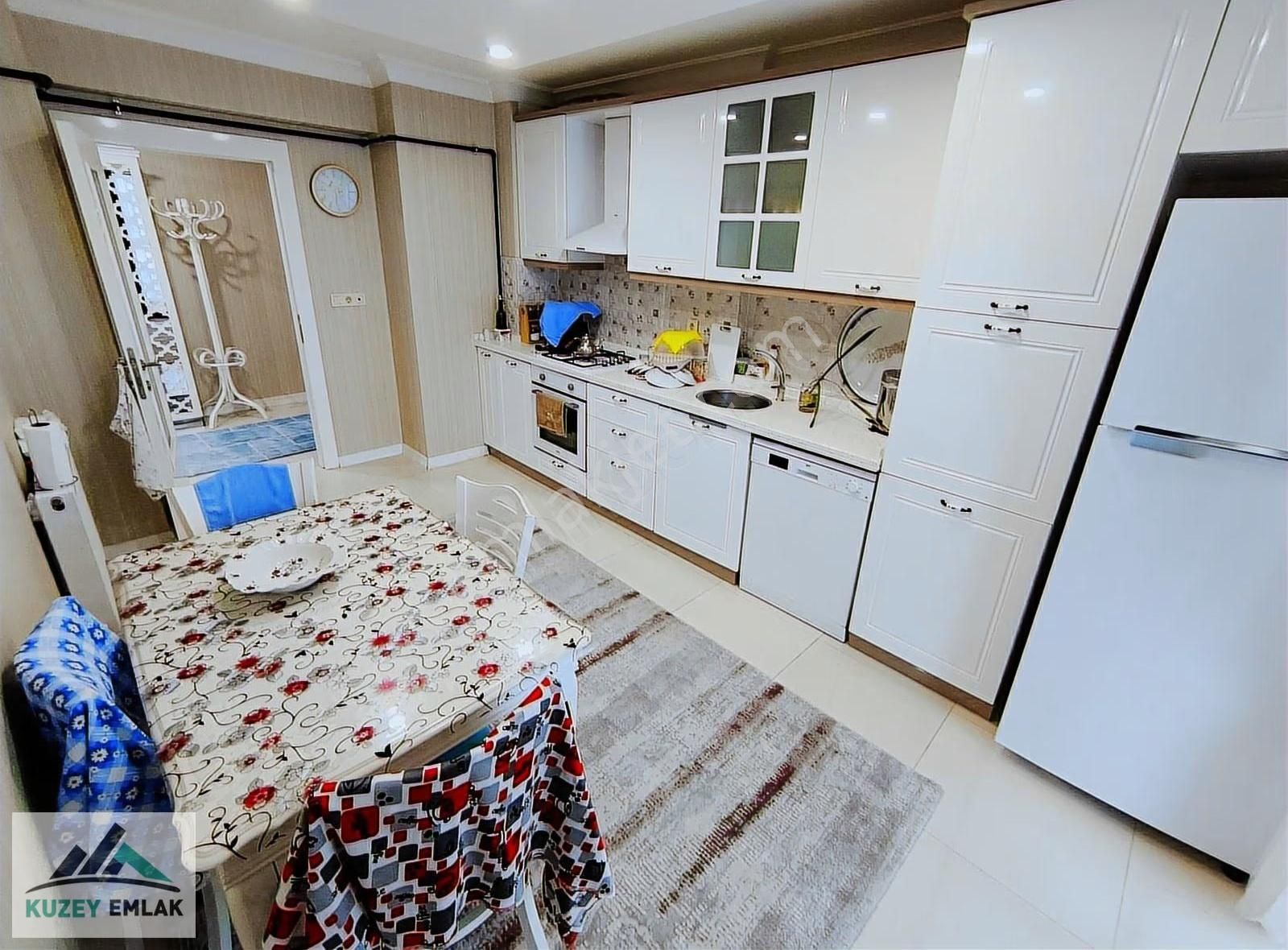 Kuzey Emlak'tan Güneşevlerin Merkezinde Geniş Süper Lüks 4+1 - Görsel 14