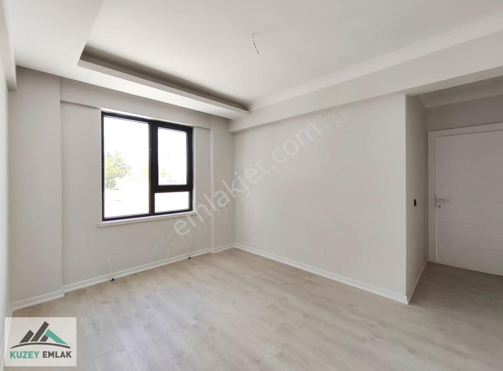 Kuzey Emlak'tan Cadde Üzeri Lüks Modern Geniş 3+1 Daire - Görsel 3