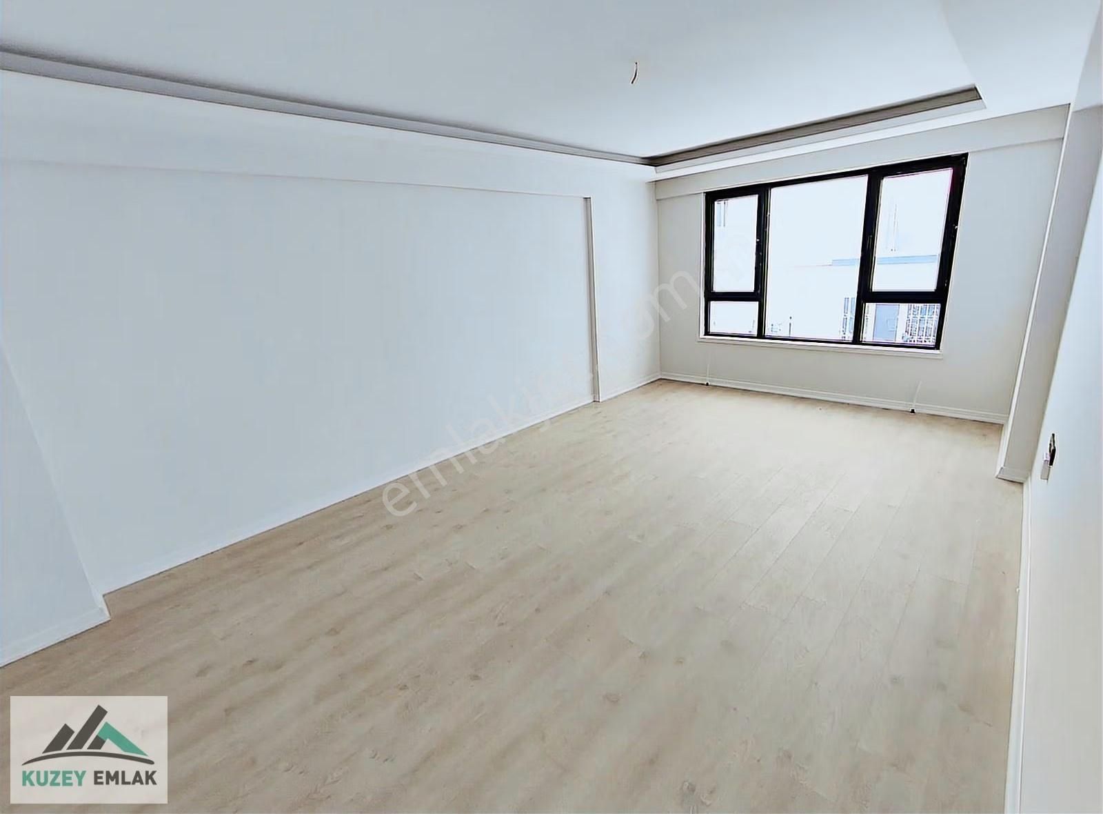 Kuzey Emlak'tan Cadde Üzeri Lüks Modern Geniş 3+1 Daire - Görsel 5