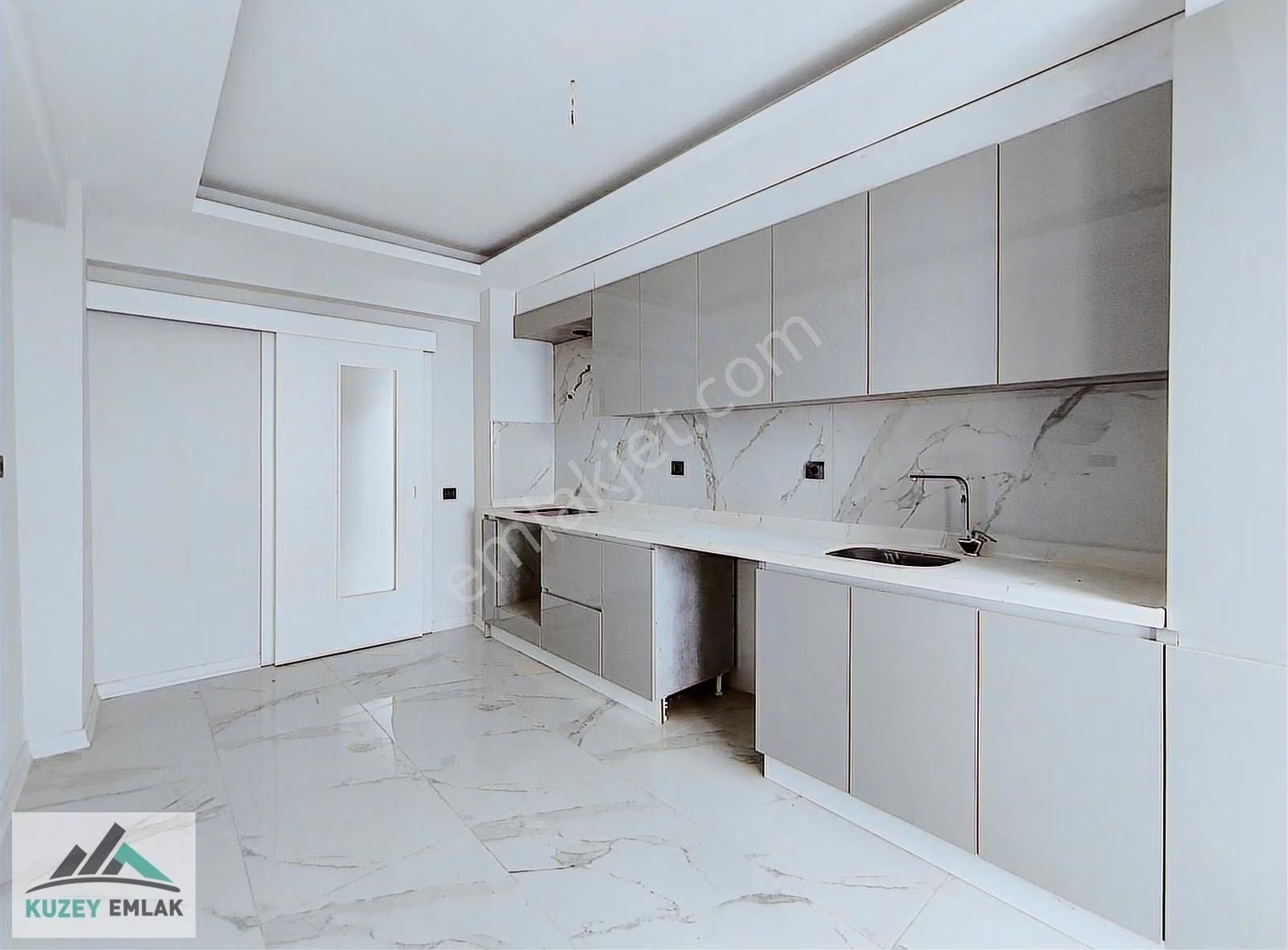 Kuzey Emlak'tan Cadde Üzeri Lüks Modern Geniş 3+1 Daire - Görsel 33