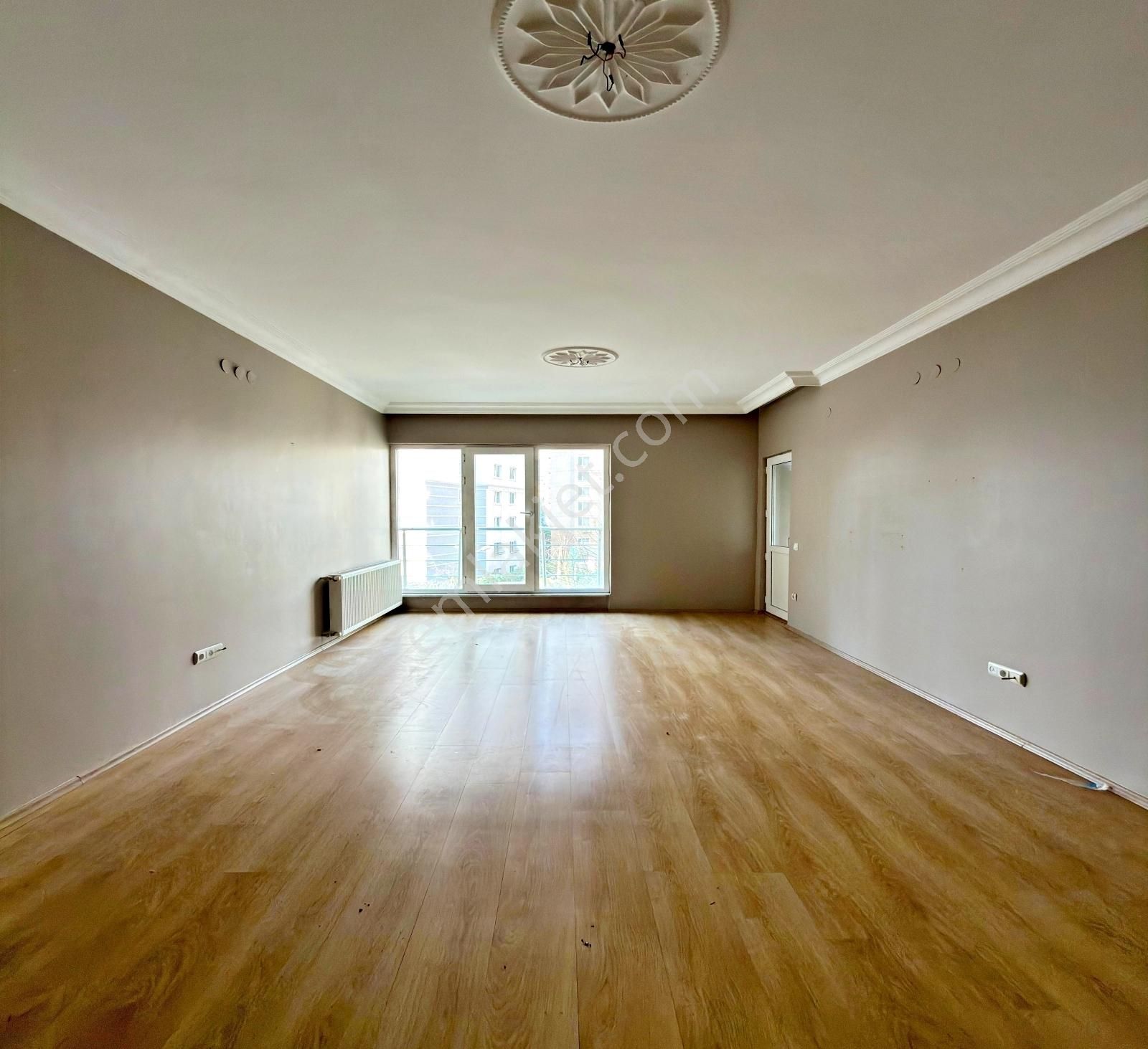 Barış Mahallesinde 2008 Yapımı Boş 3+1 Acil Satılık Daire - Görsel 15