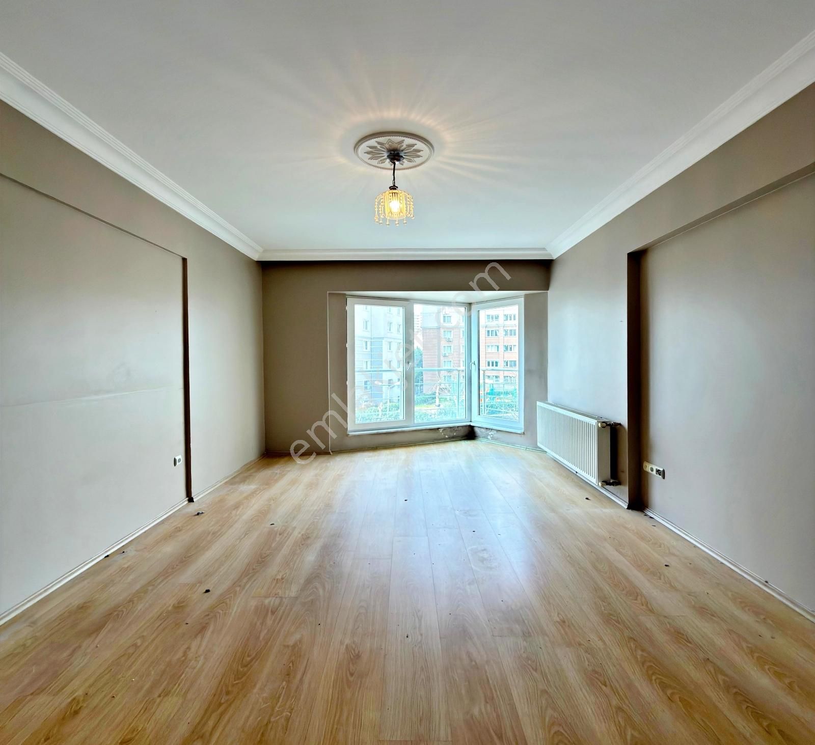 Barış Mahallesinde 2008 Yapımı Boş 3+1 Acil Satılık Daire - Görsel 31