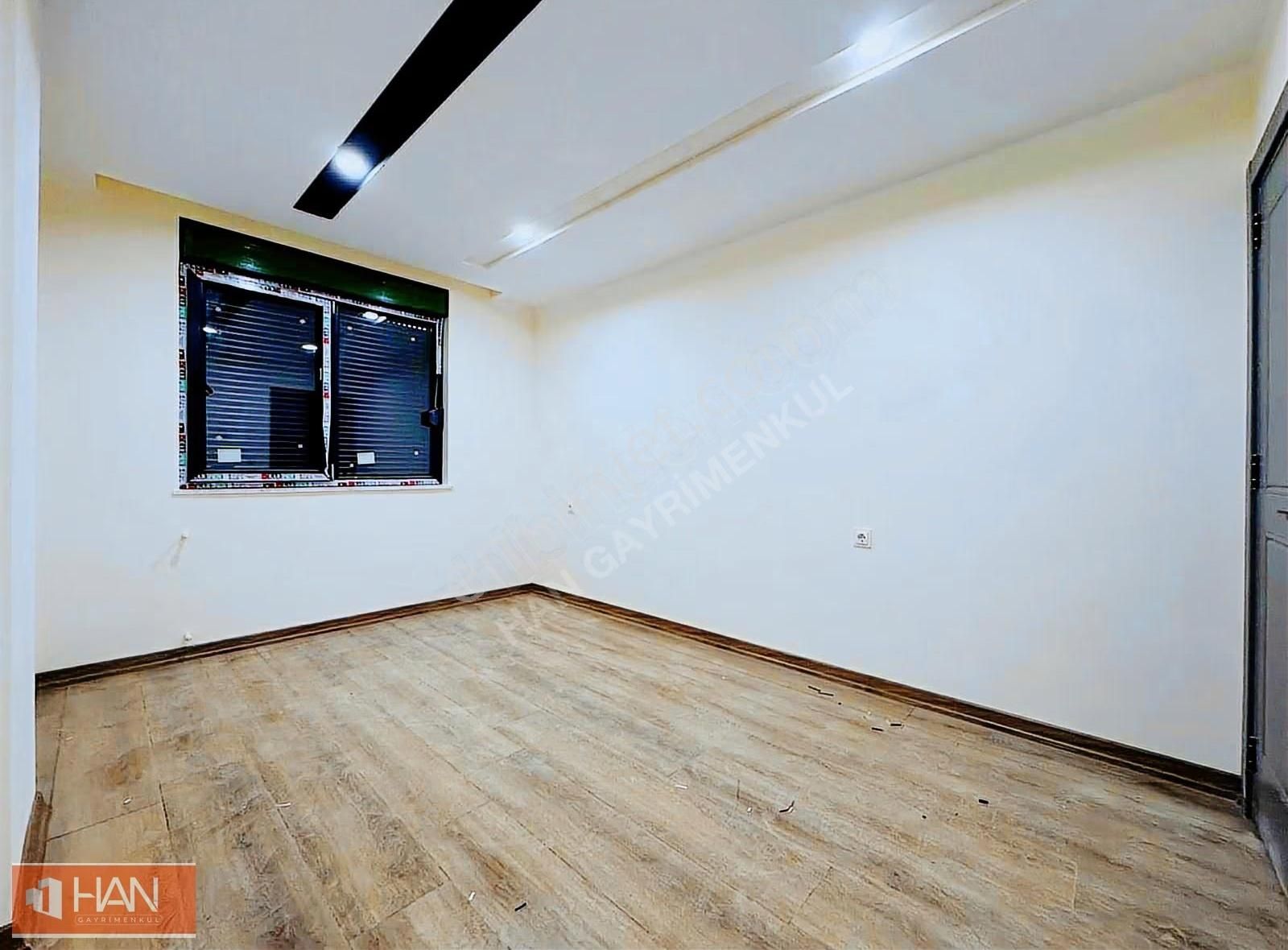 Varsak Aktoprak'ta Tramvay Yakını Havuzlu Arakat 2+1 Daire - Görsel 19