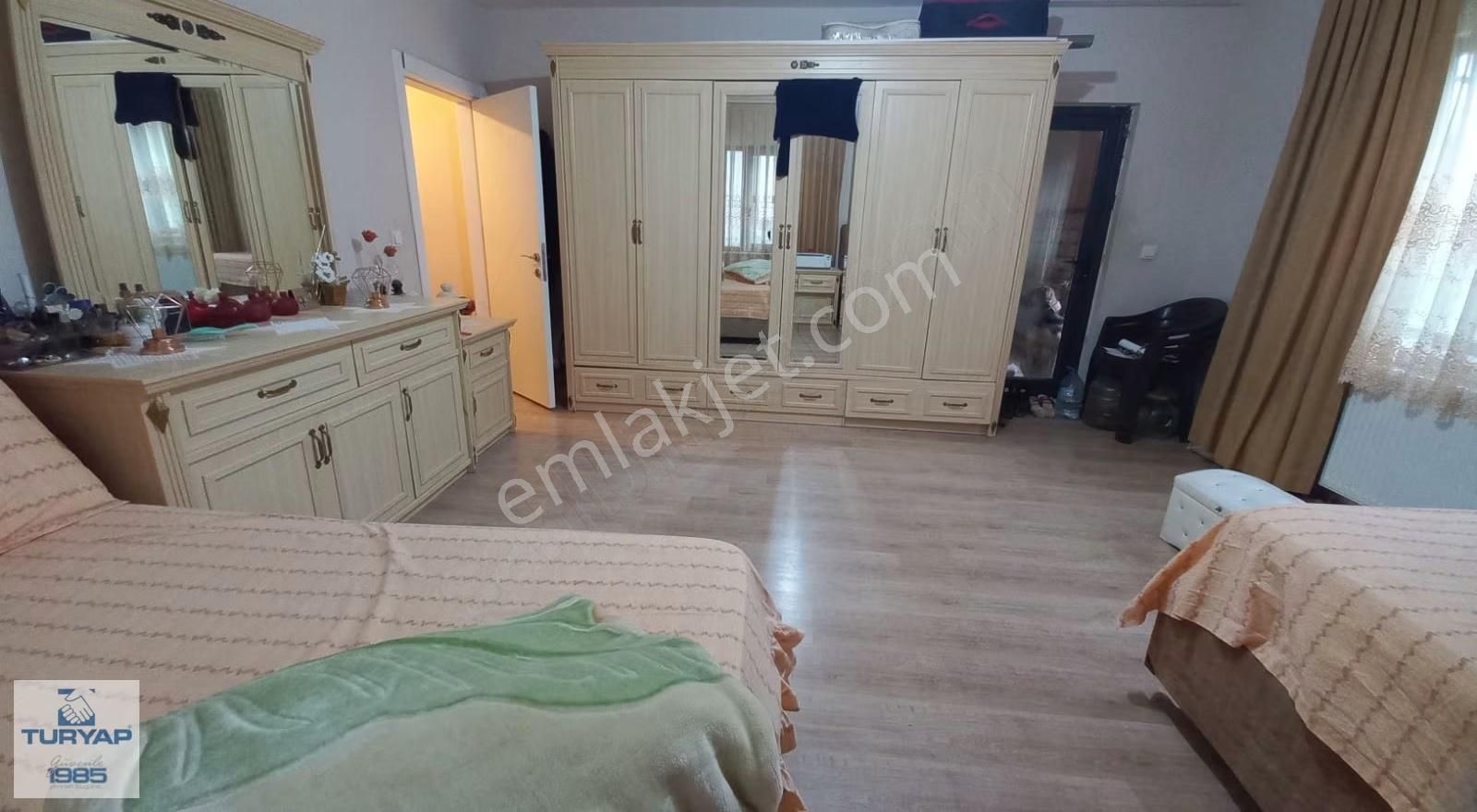 Çınarcık Çamlık'ta Çok Geniş Satılık Dubleks - Görsel 29