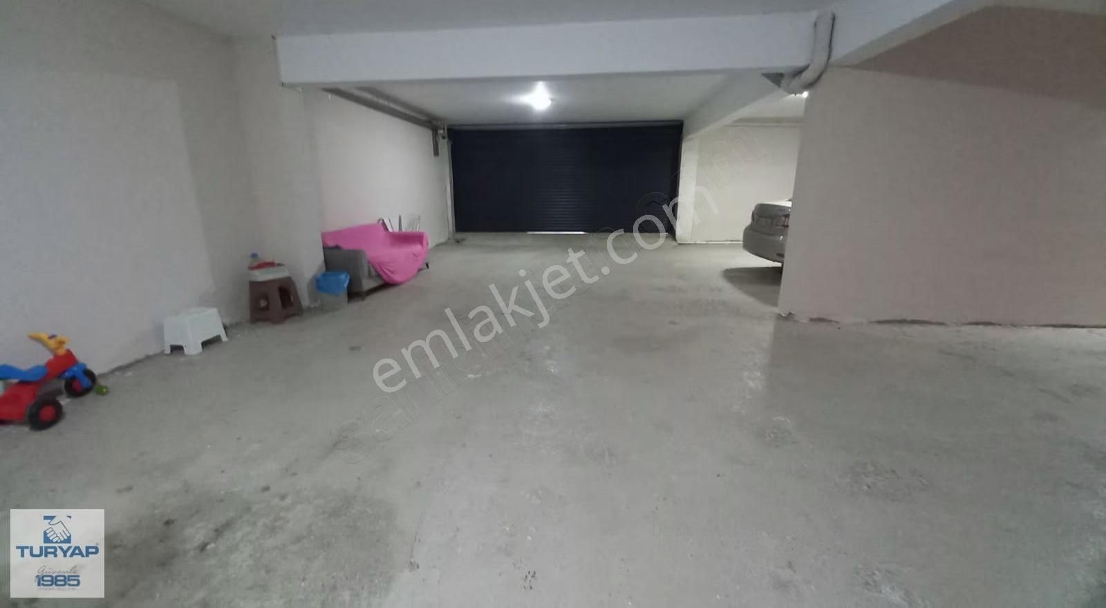 Çınarcık Çamlık'ta Çok Geniş Satılık Dubleks - Görsel 8