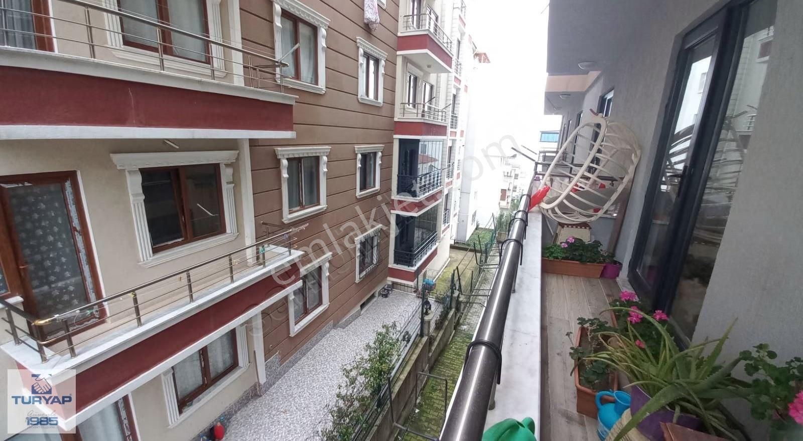 Çınarcık Çamlık'ta Çok Geniş Satılık Dubleks - Görsel 4