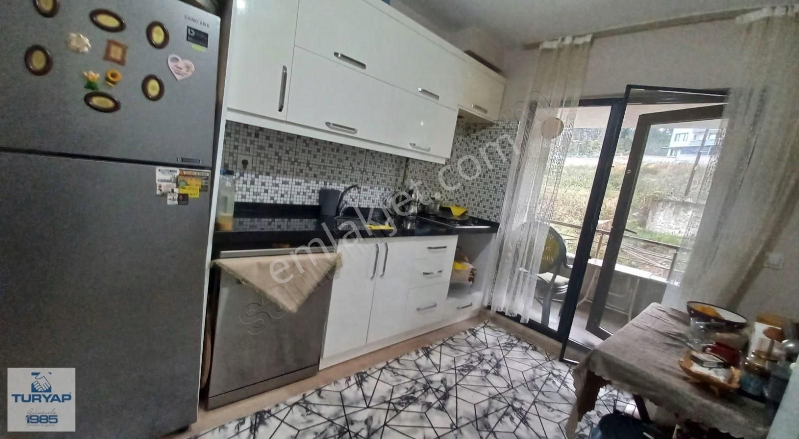 Çınarcık Çamlık'ta Çok Geniş Satılık Dubleks