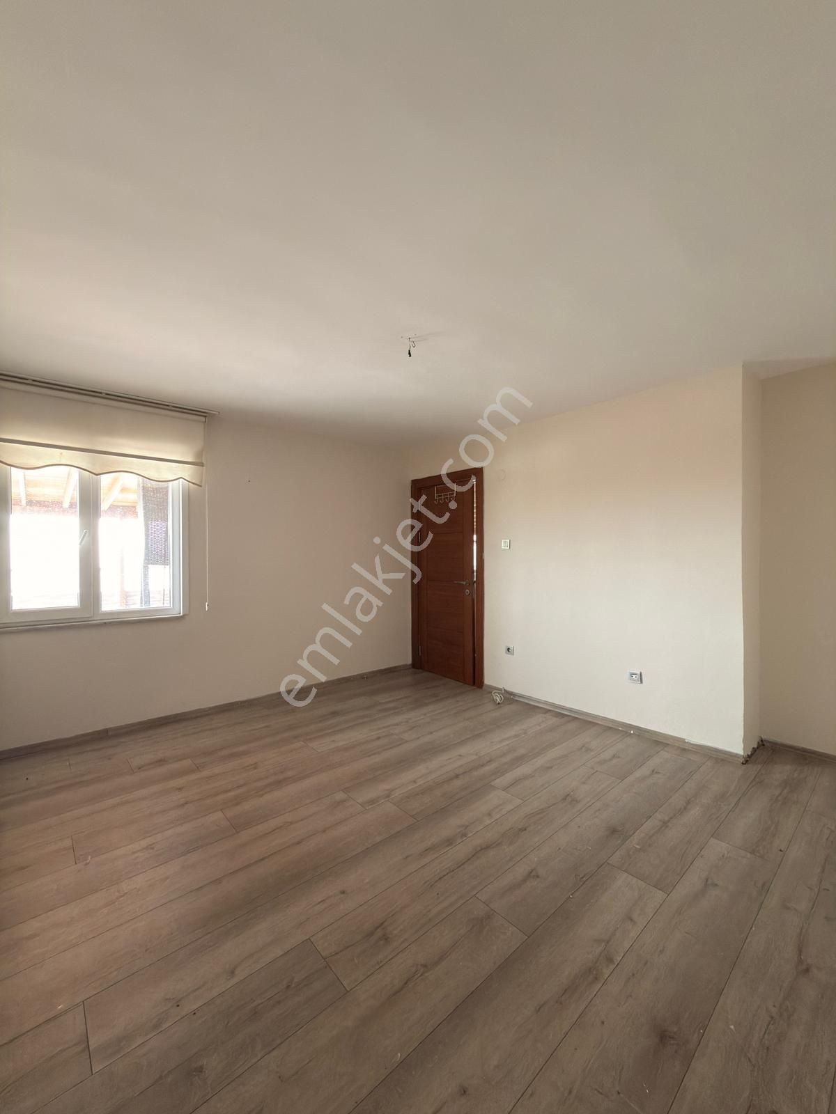 Barış Mahallesinde Site İçi 5+2 Kiralık Dubleks Daire - Görsel 22