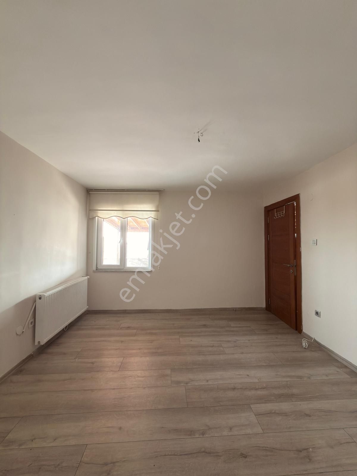 Barış Mahallesinde Site İçi 5+2 Kiralık Dubleks Daire - Görsel 5