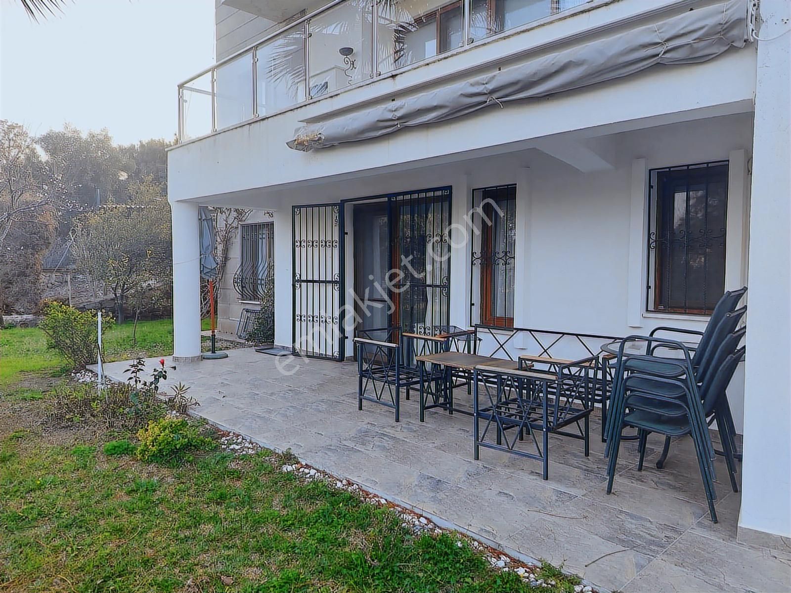 Bodrum Gündoğan Küçükbük Yıllık Kiralık Bahçe Kat Daire