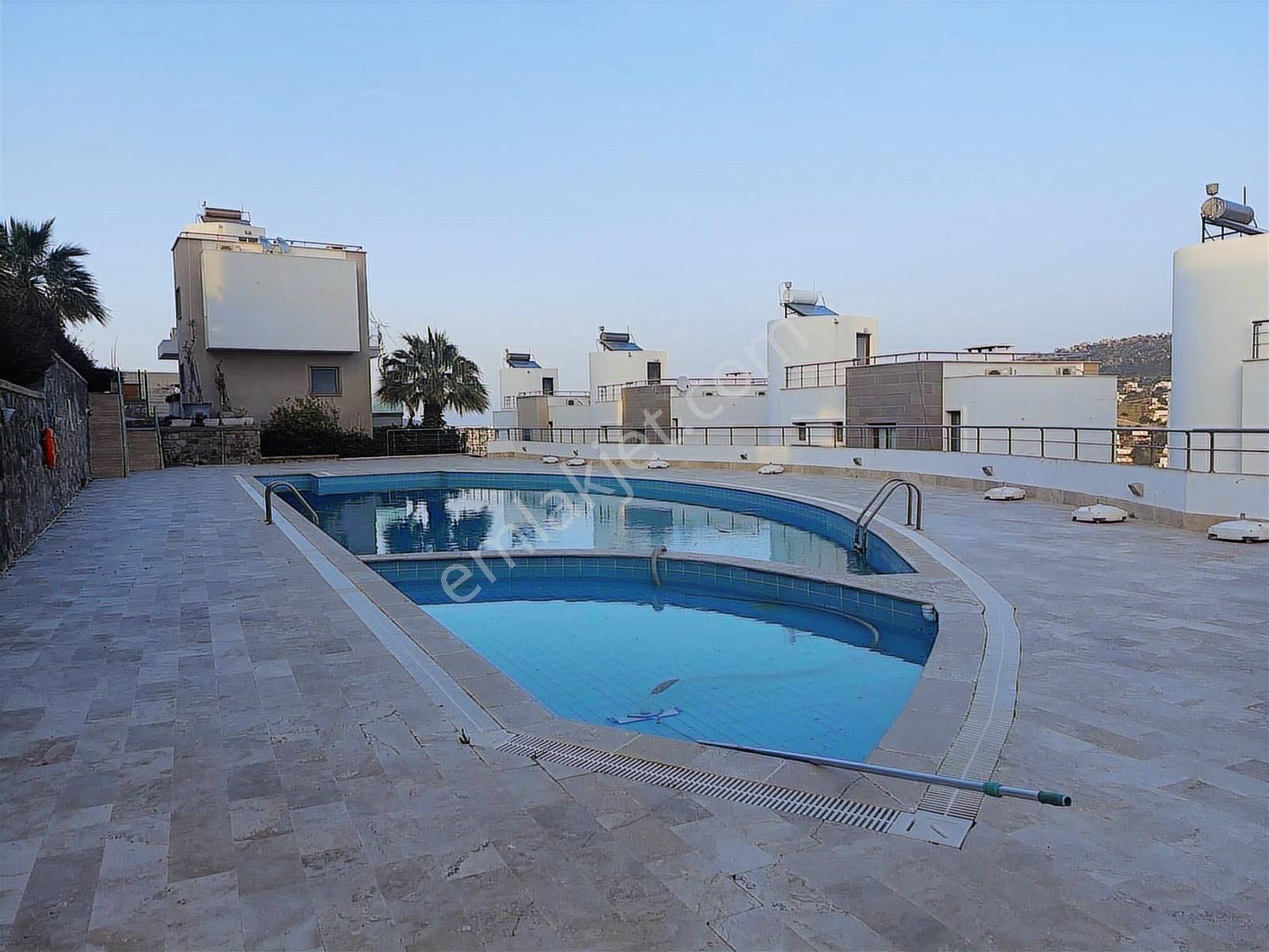 Bodrum Gündoğan Küçükbük Yıllık Kiralık Bahçe Kat Daire - Görsel 20