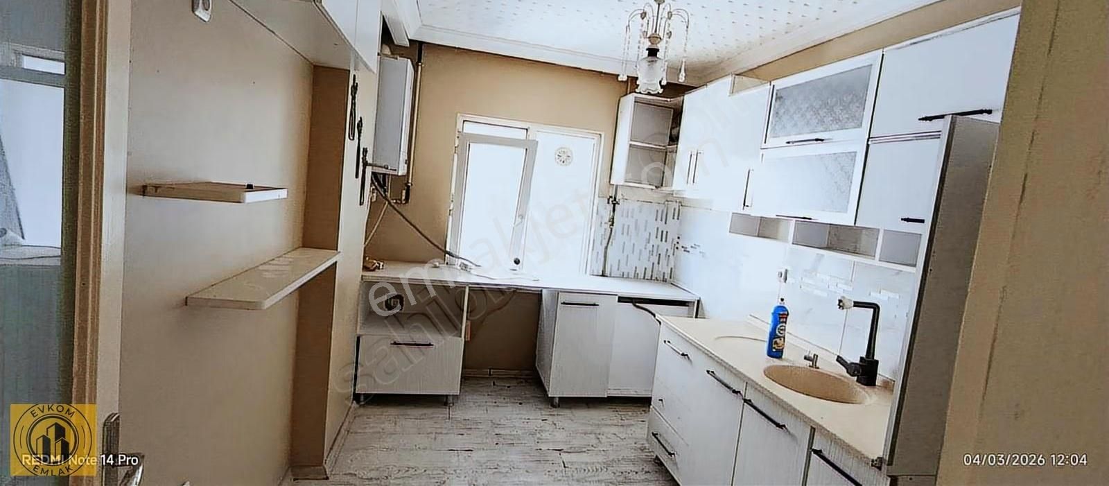 Evcom Emlaktan Omurtak Cadde Üzeri 3+1 Kiralık Daire - Görsel 14