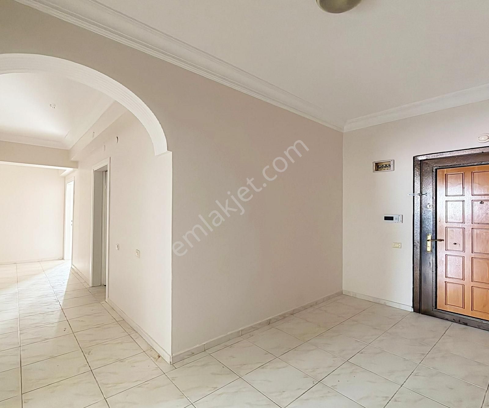 Beylikdüzü Migros Avm Arkası Site İçi 3+1 Acil Satılık Daire - Görsel 2