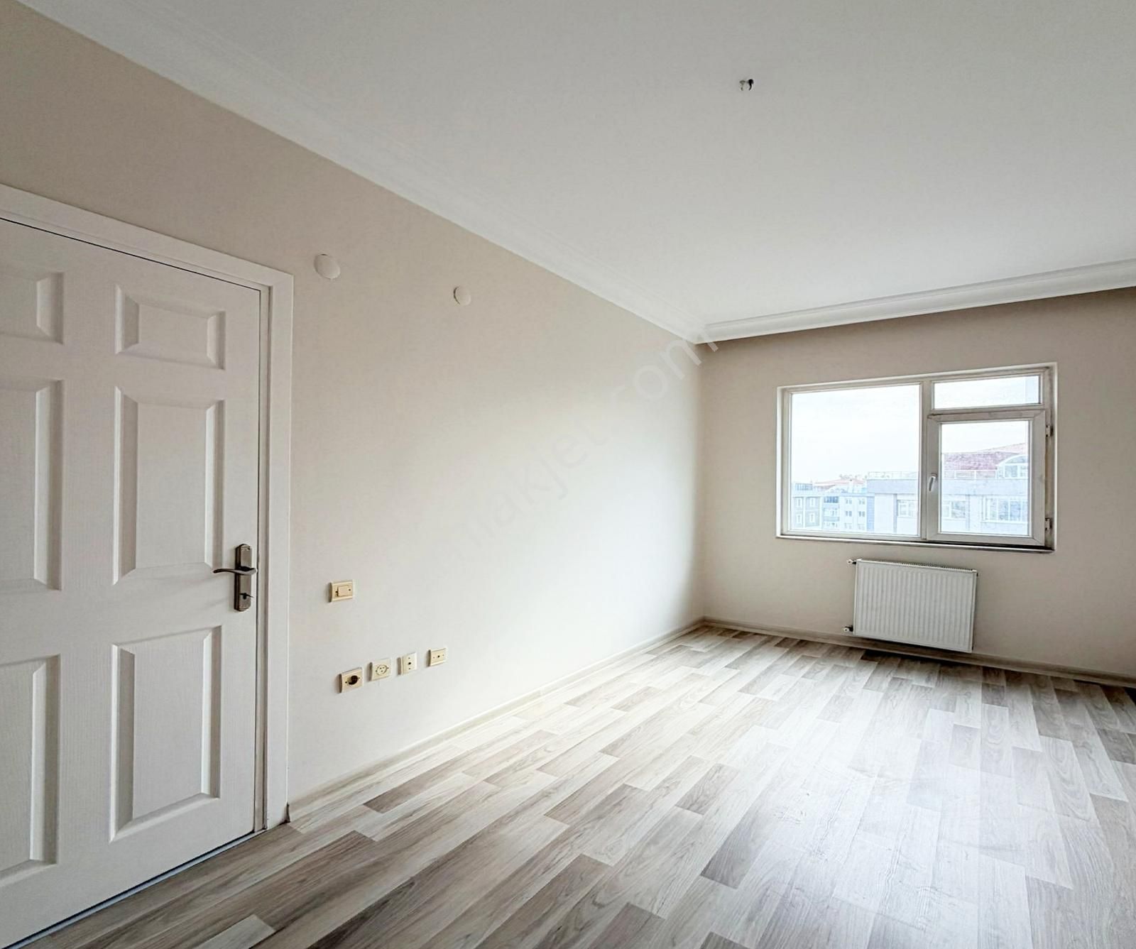 Beylikdüzü Migros Avm Arkası Site İçi 3+1 Acil Satılık Daire - Görsel 7