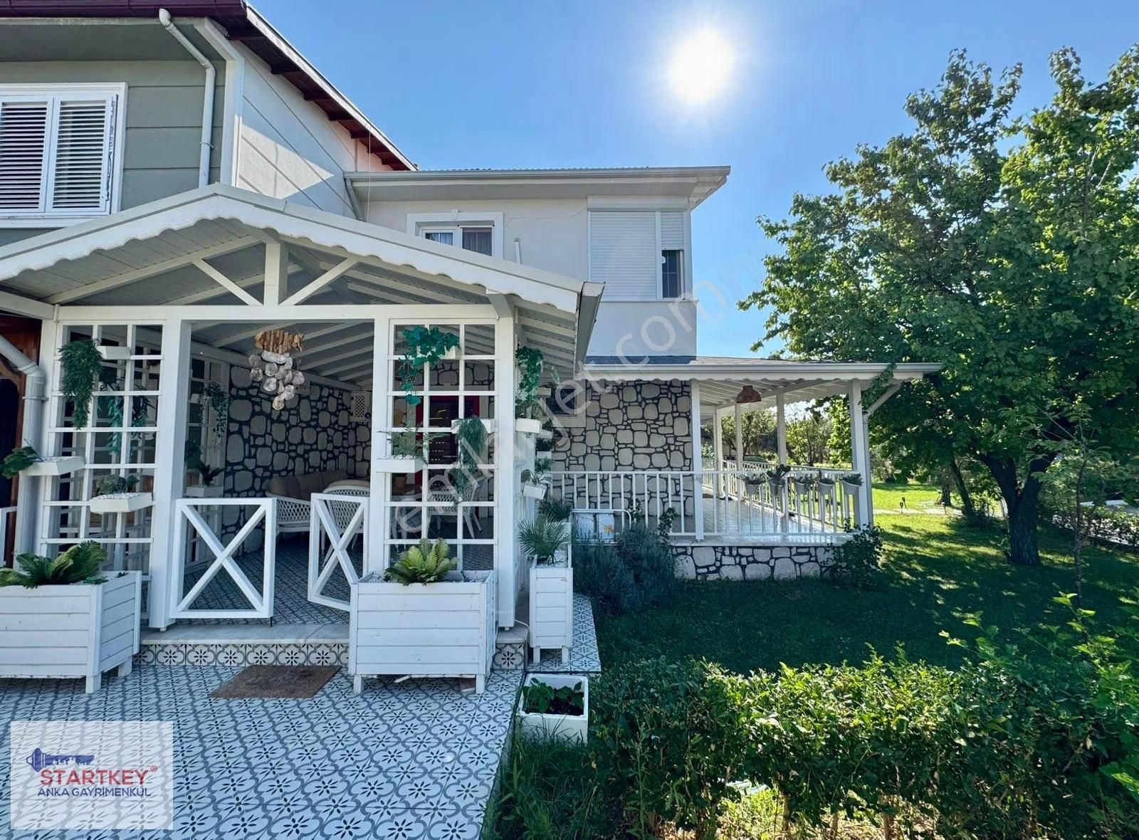 Startkey'den Doktorlar Ve İşadamları Sitesinde Muhteşem Villa - Görsel 33