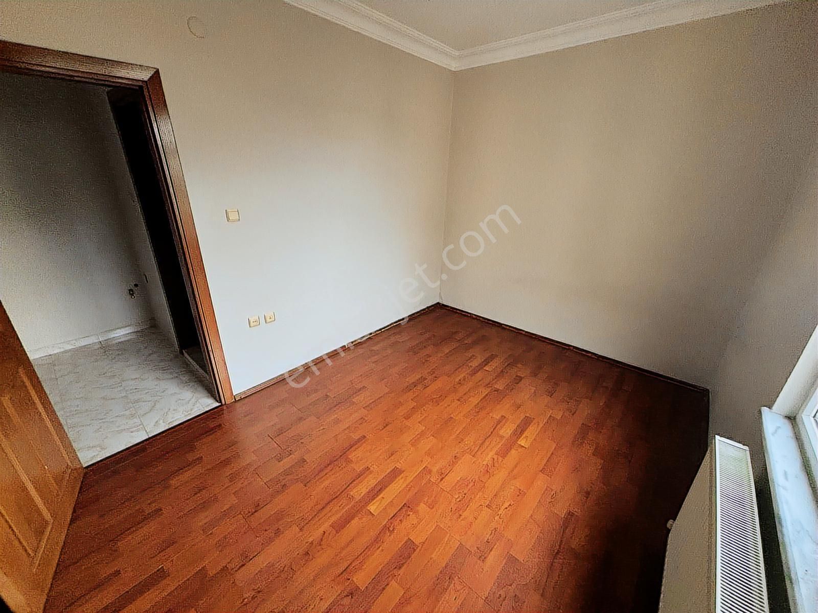 F-l Emlaktan K.çamlıca- Bulgurlu Metro Yakını 3+1 Geniş,önü Açık - Görsel 8