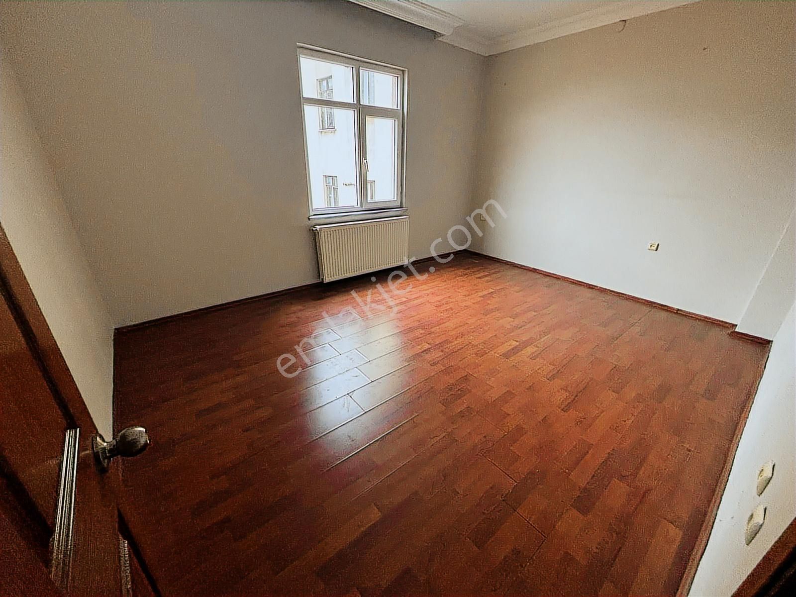 F-l Emlaktan K.çamlıca- Bulgurlu Metro Yakını 3+1 Geniş,önü Açık - Görsel 10