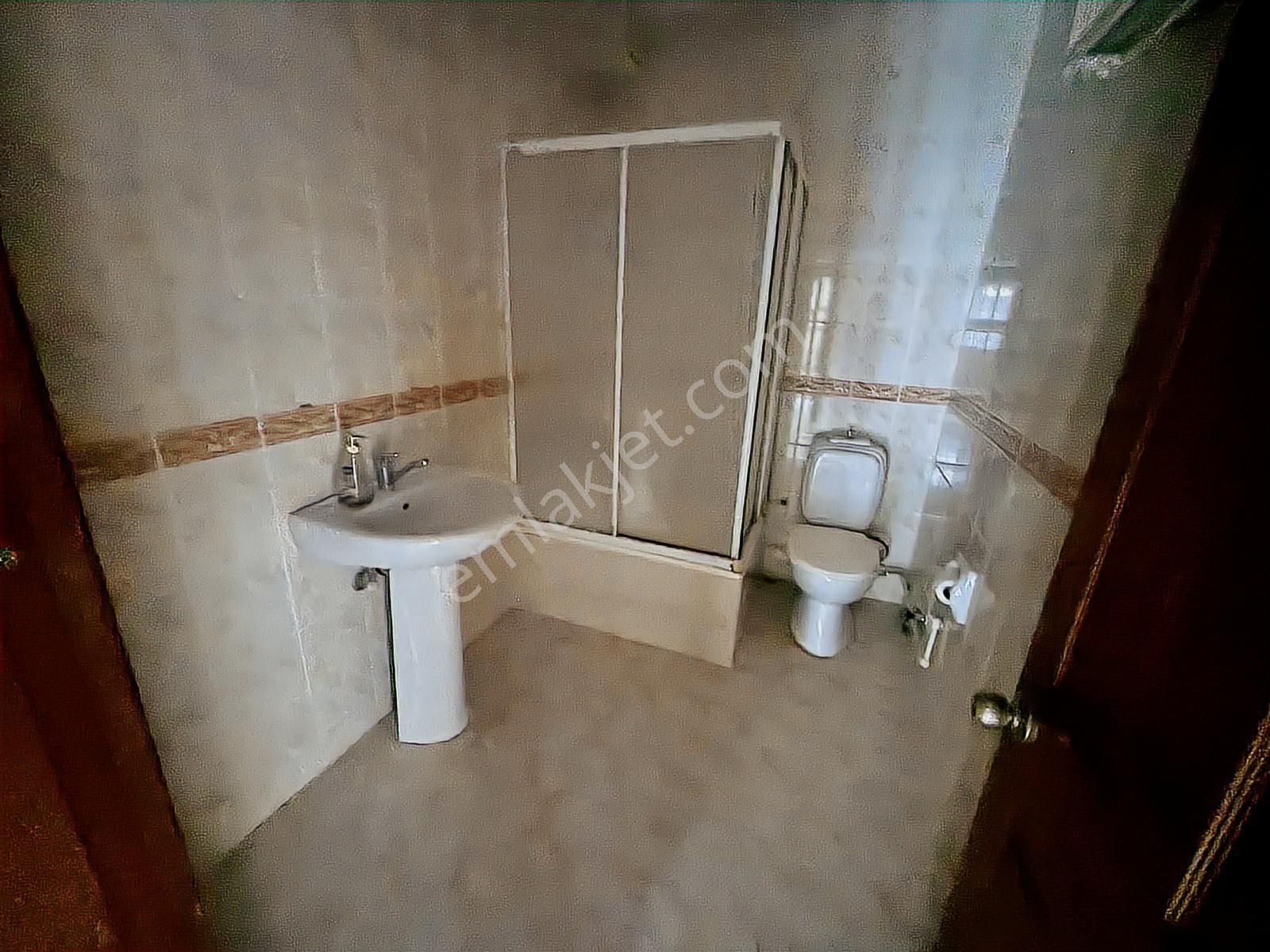 F-l Emlaktan K.çamlıca- Bulgurlu Metro Yakını 3+1 Geniş,önü Açık - Görsel 9