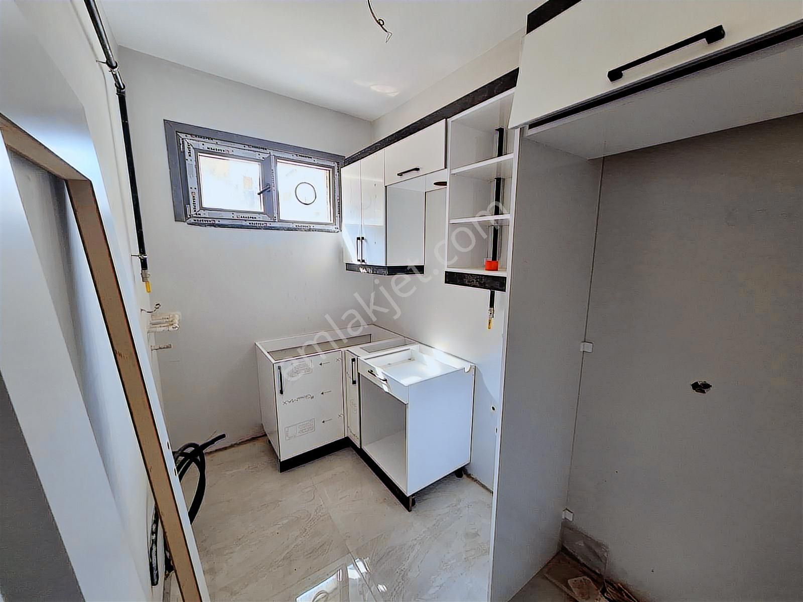 Ataşehir Kayışdağında 1+1 70m2 Geniş Daire - Görsel 13