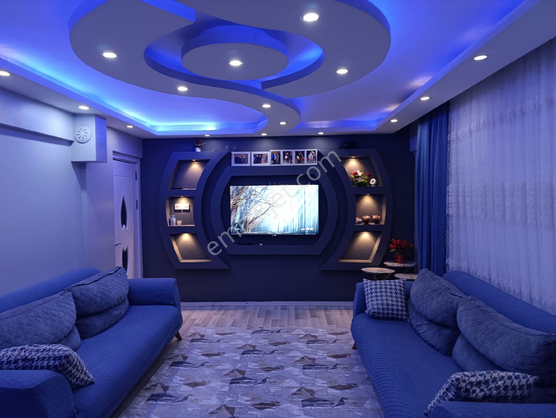 Manisa Yunusemre Muradiyede Satılık 110 M² 2+1 Yüksek Giriş Bahçeli Daire