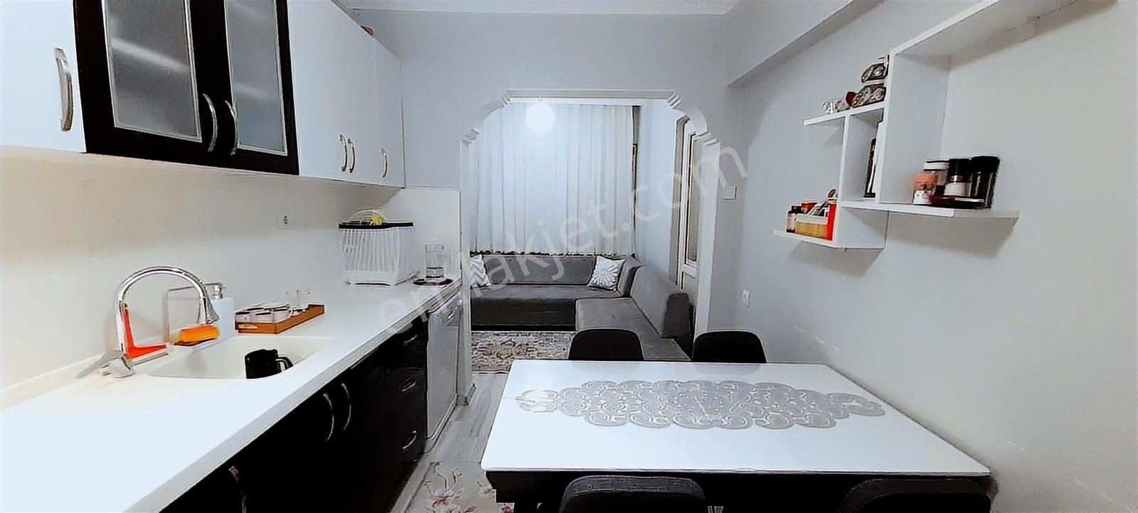 Rw Nefes'ten Bahçelievler'de Kemer Sitesinde Bakımlı 2+1 Daire - Görsel 8