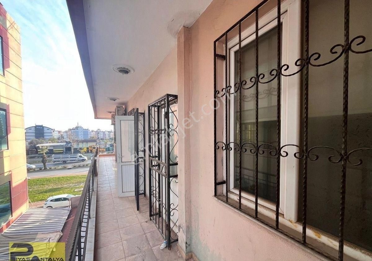 Gazi Bulvarı Üzerinde Kiralık Ofis Veya Daire Kullanımına Uygun - Görsel 9