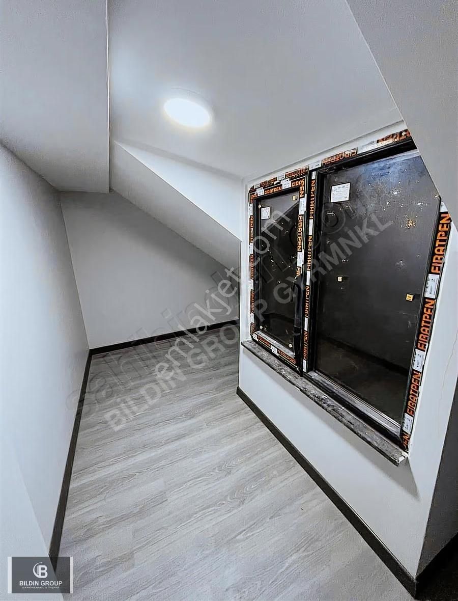 Arnavutköy'de Sıfır 2+1 Çatı Katı Daire - 55m² Net - Görsel 3