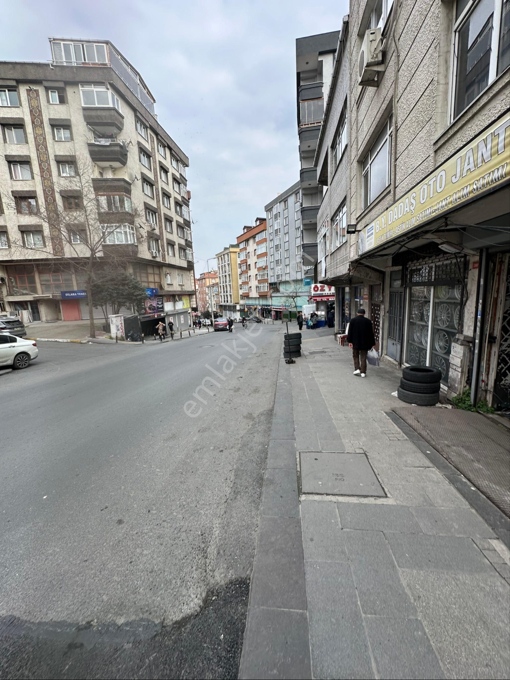 Özer Emlakdan Kiralık Cadde Üstü Dükkan