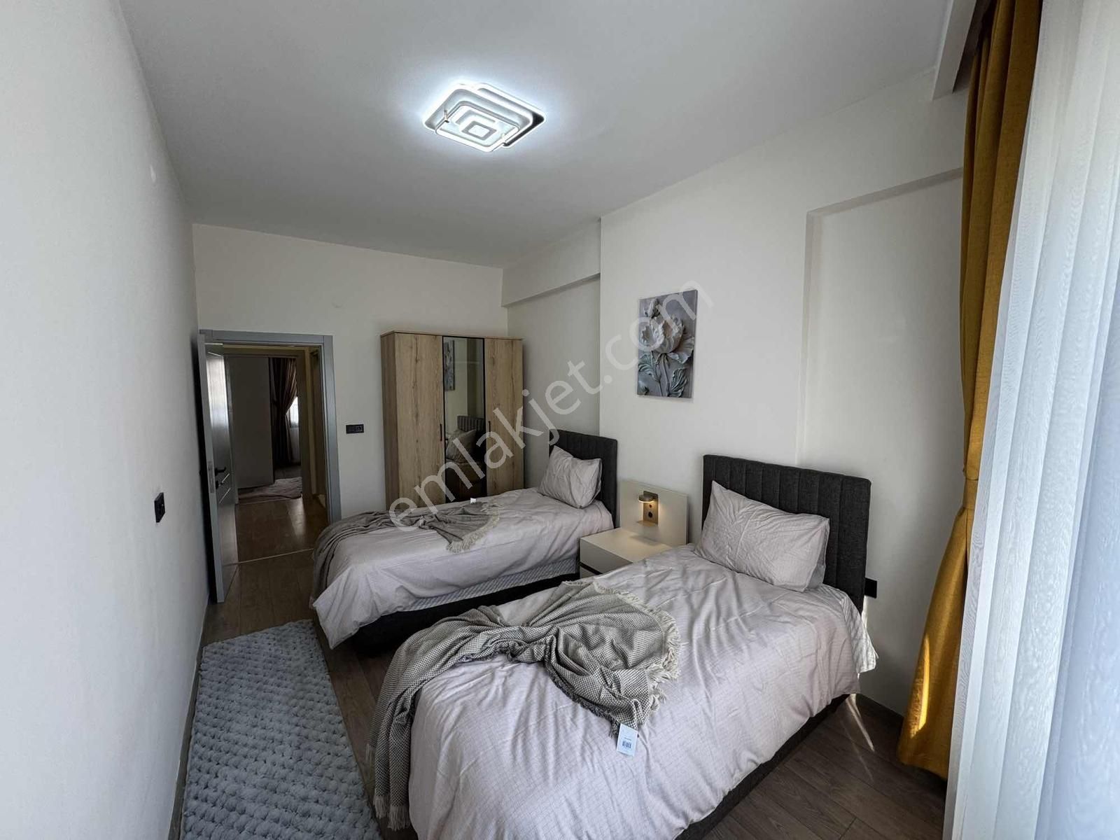 Kuşadası Davutlar'da Ara Kat Full Sıfır Eşyalı Satılık 2+1 Daire - Görsel 2