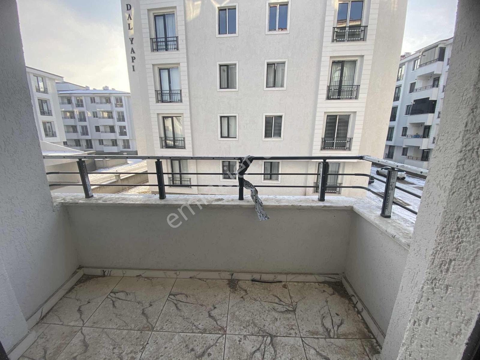 Kiralık Site İçi Arakat 2+1 Lüks Daire - Görsel 4