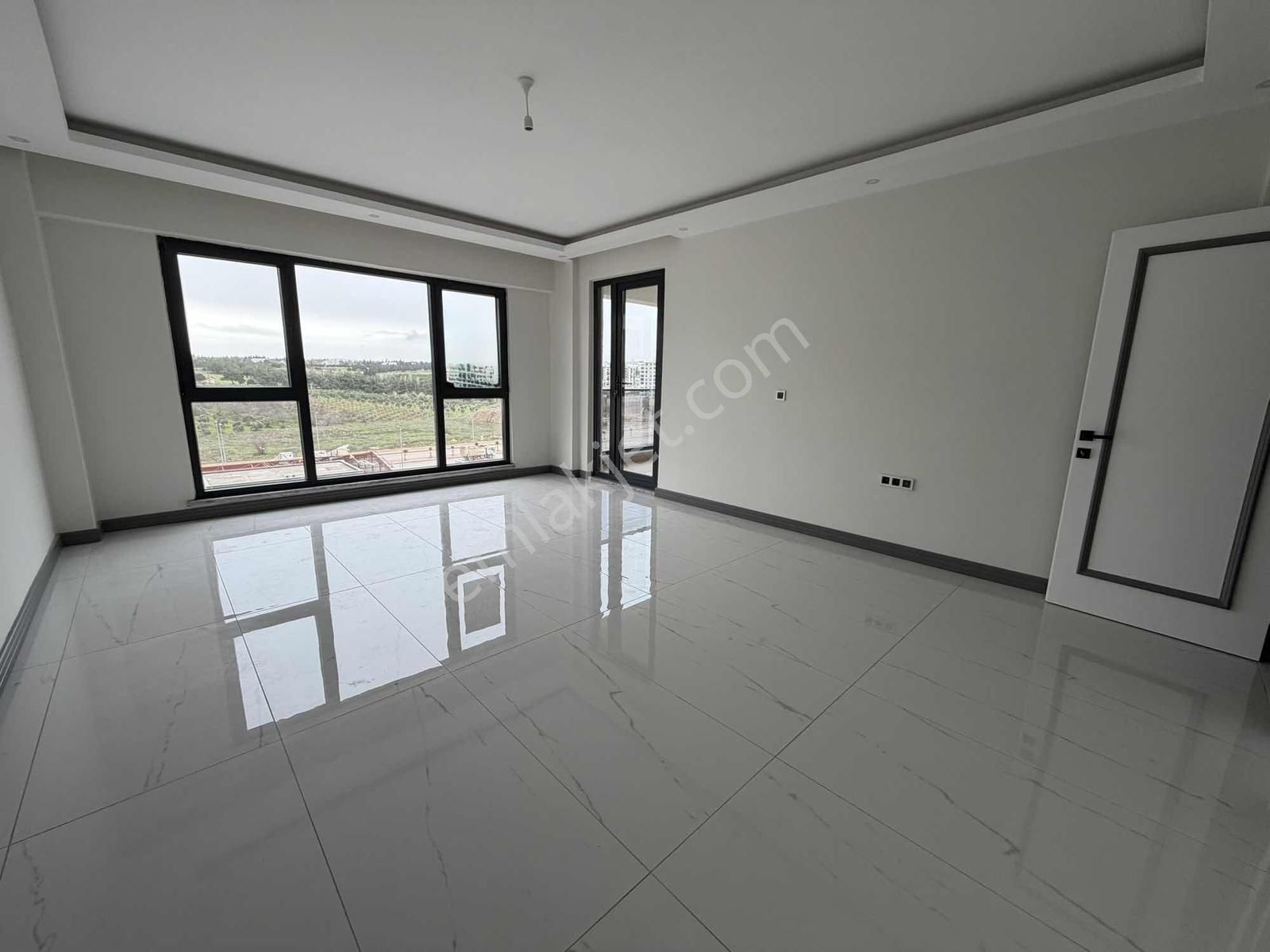 Esenlerde Site İçi Yüzme Havuzlu Cadde Üzerinde Kiralık 3+1 - Görsel 35