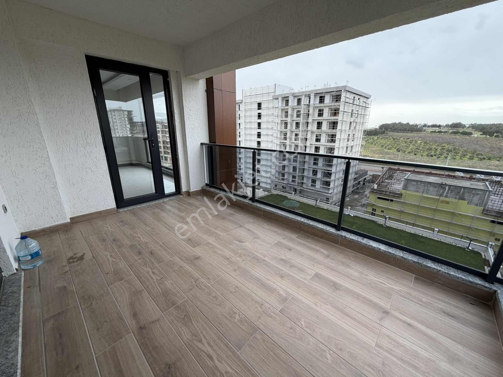 Esenlerde Site İçi Yüzme Havuzlu Cadde Üzerinde Kiralık 3+1 - Görsel 12