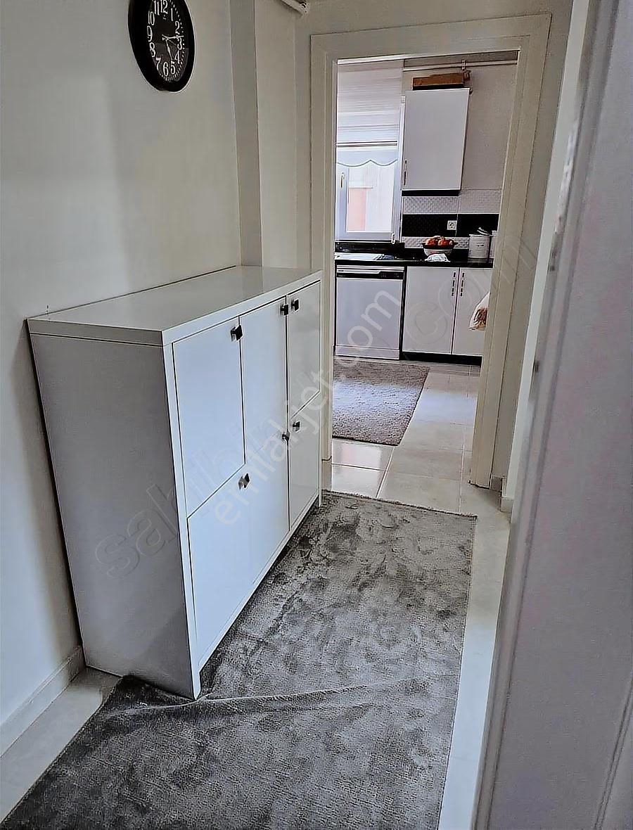 Halkalıda Çok Güzel Lokasyonda 2+1 Geniş Ferah Süper Daire - Görsel 13