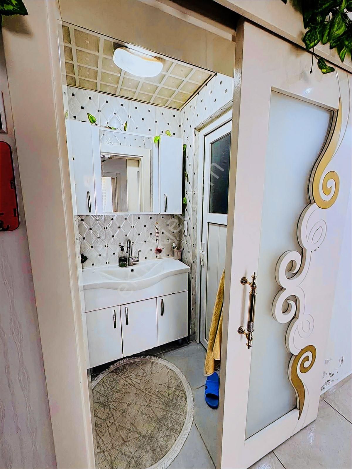 Acil Fırsat!! !!!fıstıklık Mah.merkezi Konum Satılık 3+1 Daire - Görsel 4