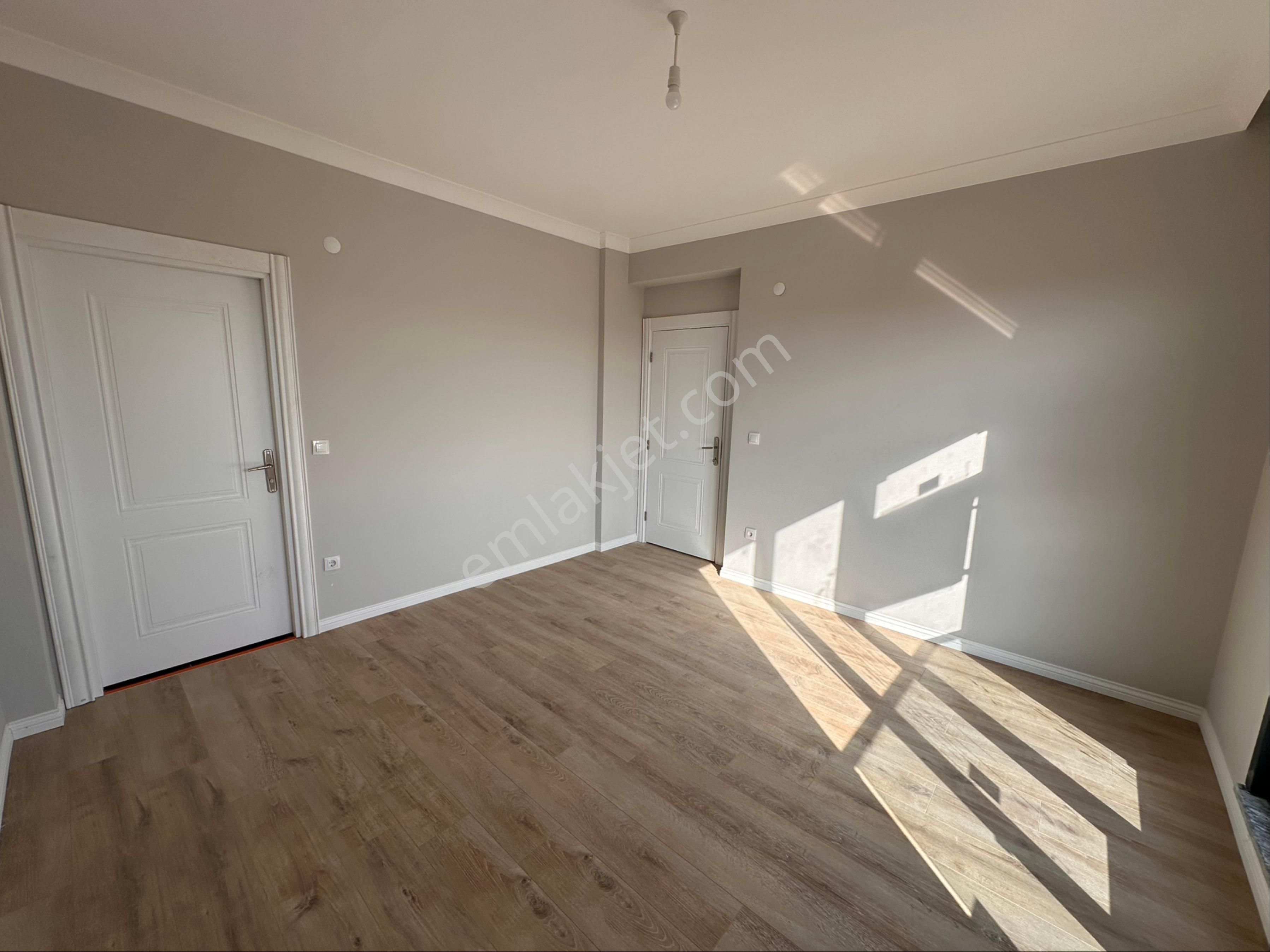 Silivri Yeni Mahallede Hiç Oturulmamış 2+1 Kiralık Daire - Görsel 19