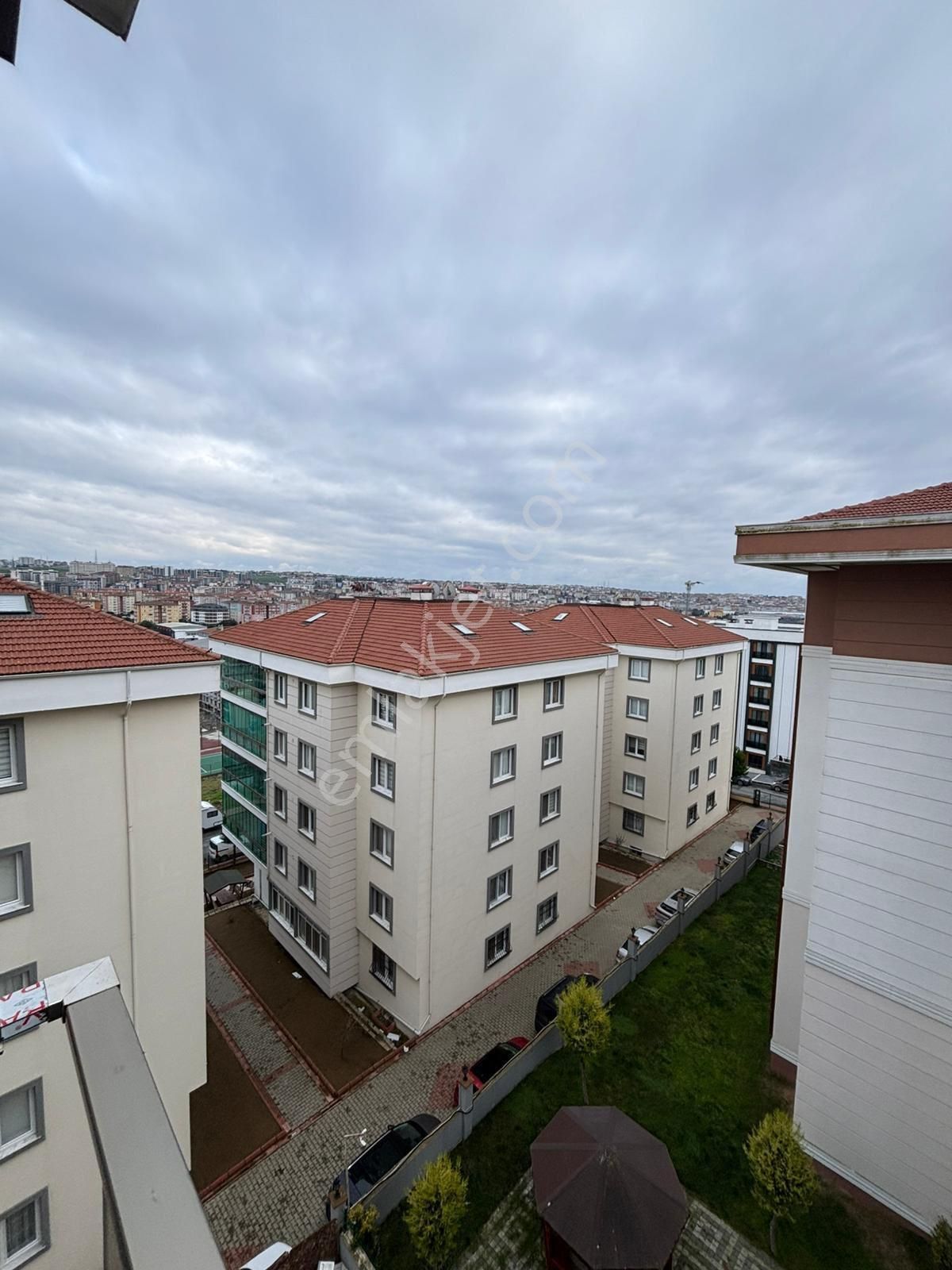 Silivri Yeni Mahallede Hiç Oturulmamış 2+1 Kiralık Daire - Görsel 4